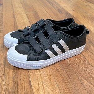 adidas Unisex-Child Nizza Sneaker